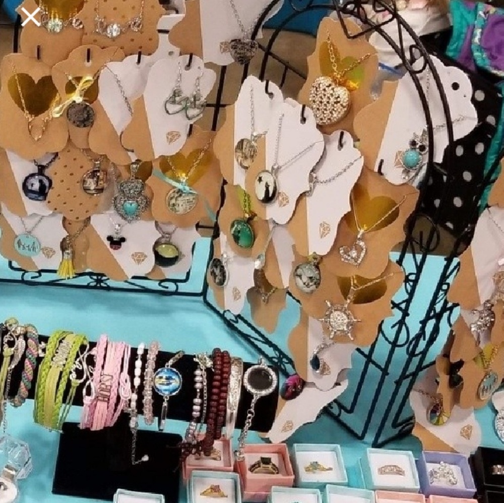 Wholesale Grab Bag Jewelry Lot 10 items!